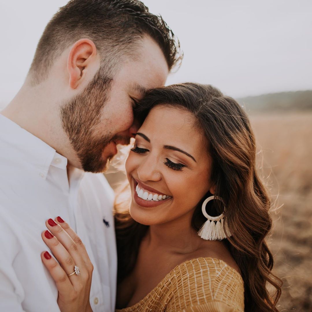 A classic couple portrait during the engagement session