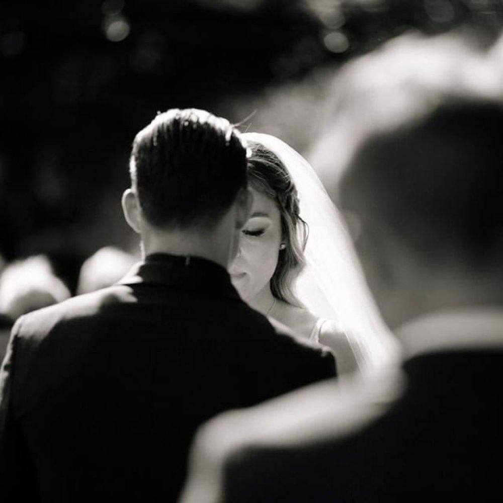 A black and white portrait of the bride and groom captured by Michelle Walker