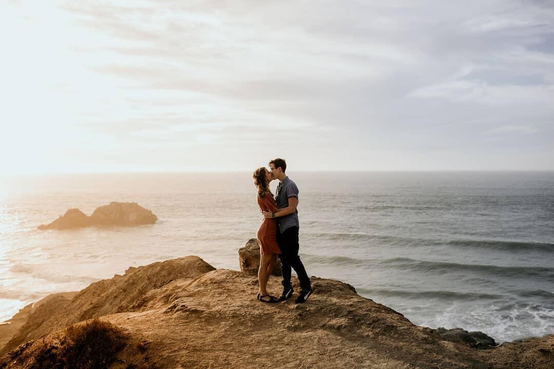 12 Engagement Photo Themes To Fit Every Mood and Budget